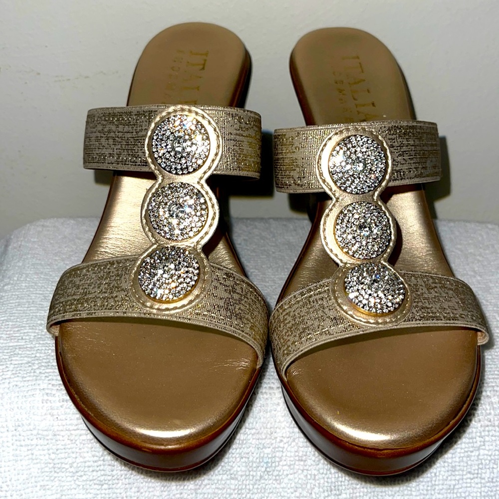 Champagne gold stretch-strapped Melony wedge by Italian shoe makers